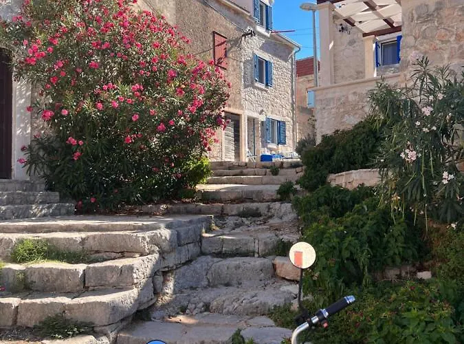 Holiday home Tomitorija